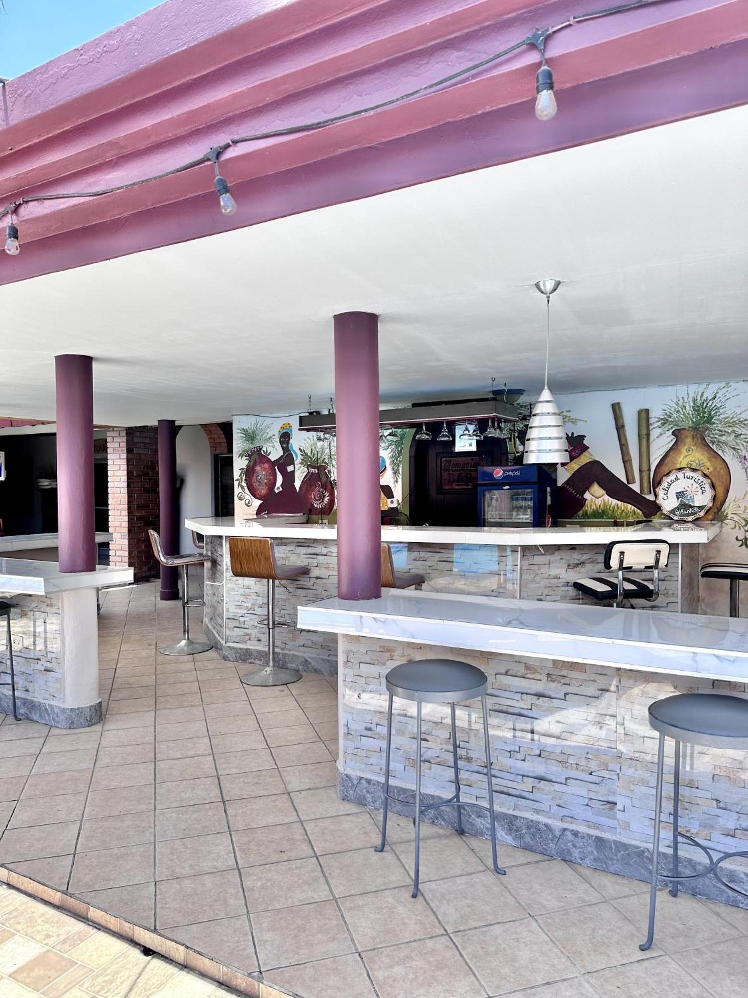 Hotel La Quinta Ла-Сейба Экстерьер фото
